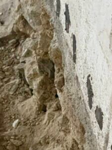 Affaissement d'un plancher sur ancienne maison 44000 NANTES