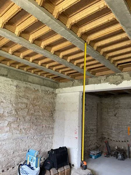 Affaissement d'un plancher sur ancienne maison 44000 NANTES