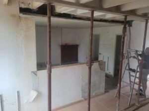 Régler un littige URGENT avec une entreprise pour l'ouverture d'un mur & reprise plancher avec risque d'effondrement IMINENT et Péril sur NANTES 44000