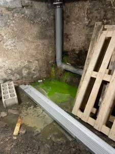Recherche de fuite d'eau sur réseau par test avec Eau Colorée 44100 Nantes