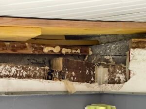 Solutionner un litige en passant par un ARBITRAGE AMIABLE afin de sortir de situations CONFLICTUELLES sur des travaux de rénovations Globaux sur NANTES 44000