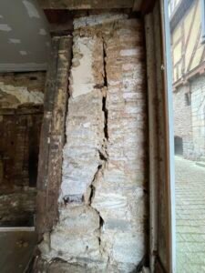 Quels sont les risques s'il n'était pas déclaré d'ARRÊTE DE PERIL sur ce local situé à 44000 NANTES