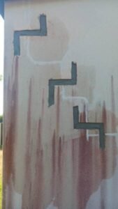 Comment réparer des fissures sur maçonnerie Chantier en cours dans le Morbihan.